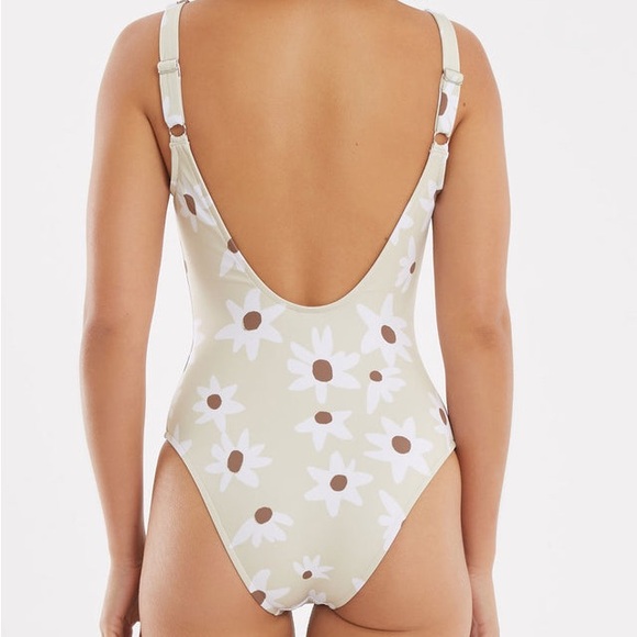 DO NOT BUY - Hold For @stephielea Zulu & Zephyr Paper Flower One Piece Swim Suit - Picture 12 of 14